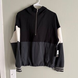 Pullover active wear